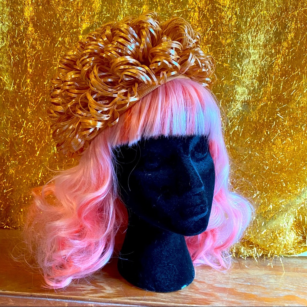 VINTAGE 1950s! Avant garde hat
